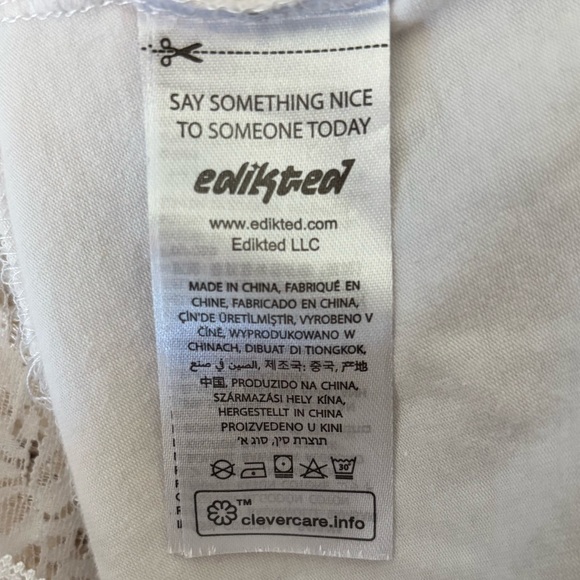 Edikted Regina Lace Trim Crop Top with Front Bow - Picture 6 of 7